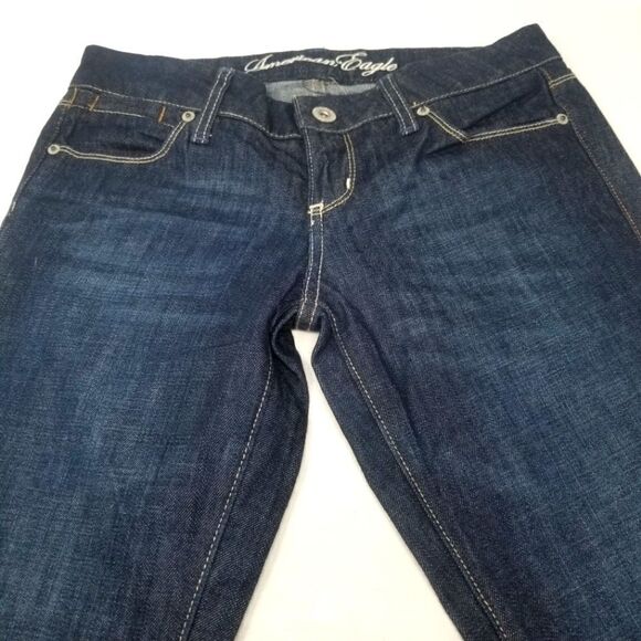 AMERICAN EAGLE LIVE YOUR LIFE REAL FLARE. SZ 4 - Picture 1 of 15
